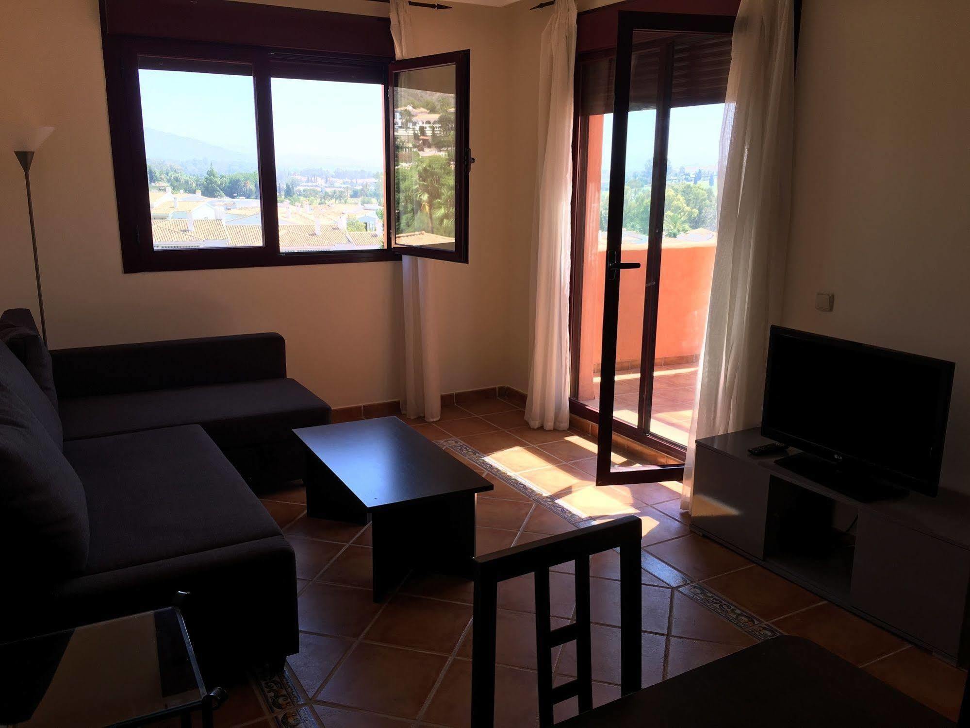 Royal Suites Marbella Benahavis Exterior photo